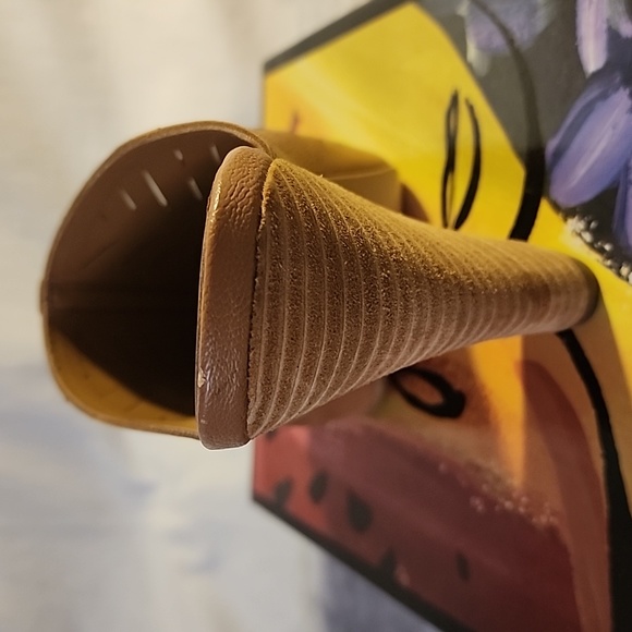 Report Signature Braden Beige Mules - Picture 3 of 16